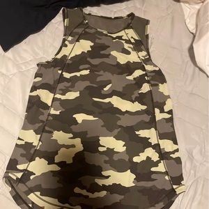 Lululemon Sculpt Tank.